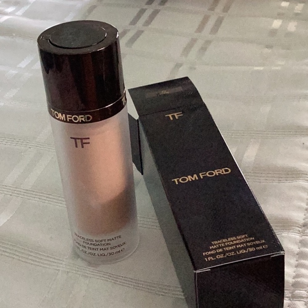 Tom Ford Traceless soft matte foundation